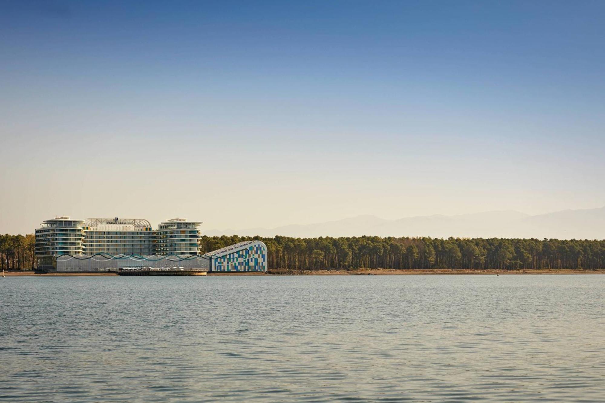 Paragraph Resort & Spa Shekvetili, Autograph Collection Shekhvetili Exterior foto View of the lake